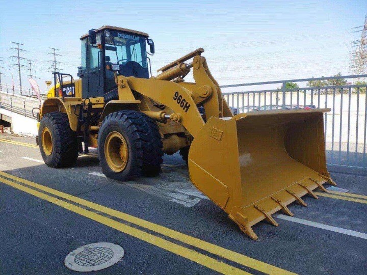 2020 Caterpillar 966H wheel loader