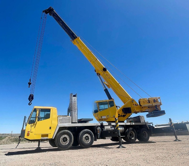 2014 Grove TMS760E truck crane