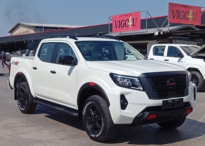 2026 Nissan PRO4X DOUBLE CAB