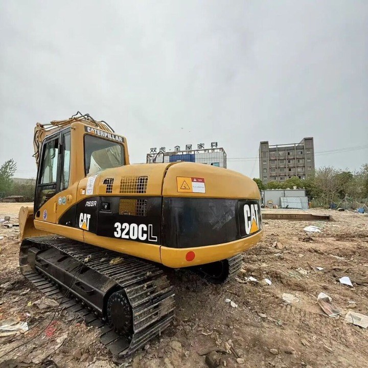 2020 Caterpillar 320CL tracked excavator