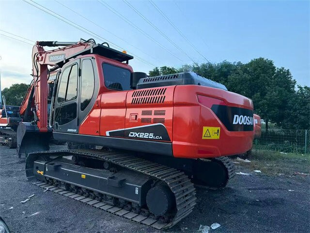 2024 Doosan DX225 DX220 DX225LC DX300 DX225LCA DX340 tracked